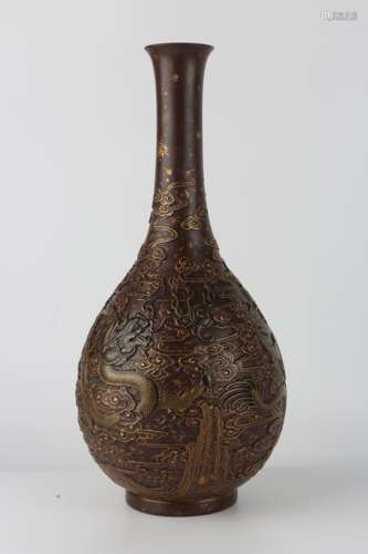 Engraved porcelain vase with dragon decoration