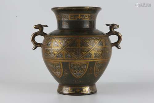 Bronzy vase with outline in gold