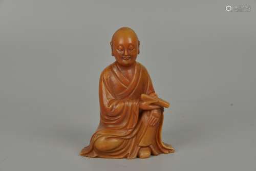 Field-yellow stone figure