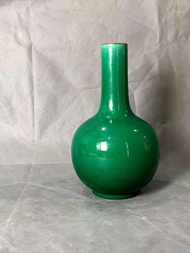 Qingluge glaze celestial sphere bottle