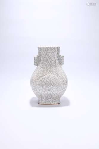 chinese guan-type kiln porcelain vase