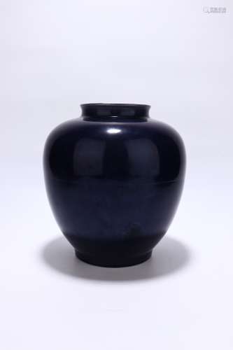 chinese blue glazed porcelain pot
