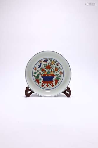 chinese doucai porcelain 