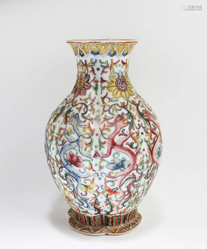 Chinese Fencai Porcelain Vase