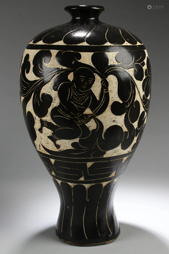 Chinese Porcelain Meiping Vase