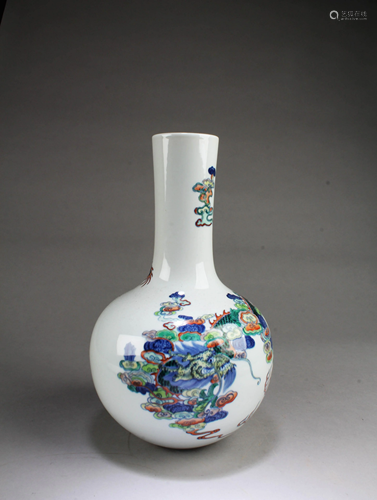 Chinese Porcelain Vase