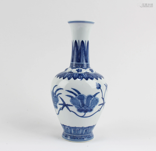 Chinese Blue & White Porcelain Vase