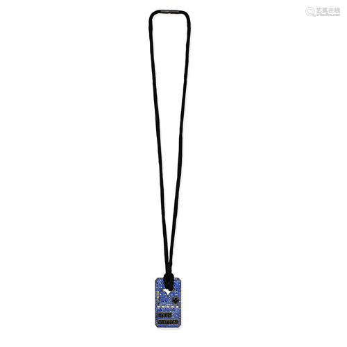 Blue Sapphire Set Black Rhodium White Gold Dog Tag