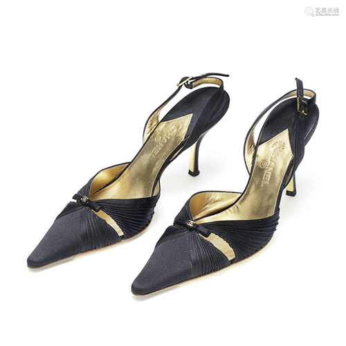 Black Silk Kitten Heels, Chanel, 1990s, (Includes dust