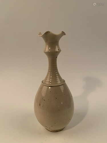 Chinese Ding Kiln Porcelain Vase