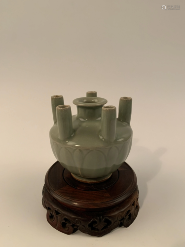 Chinese Longquan Yao Vase with Five Spout