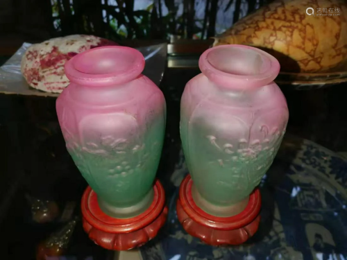 A Pair of Small Chinese Vase
