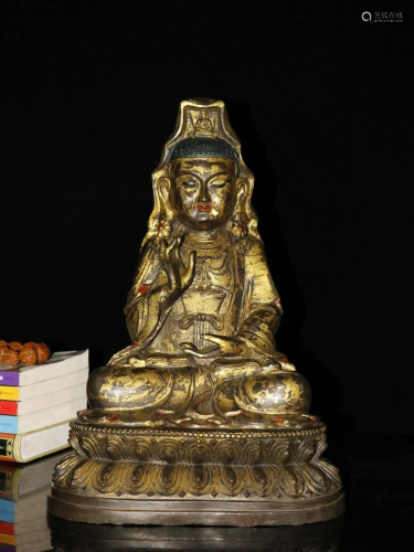 A gilt bronze Buddha statue in the old collection, a