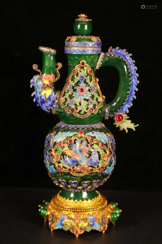 A collection of Qing dynasty gilt gold inlaid jade