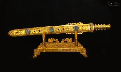A set of treasured swords with gilt and wrong