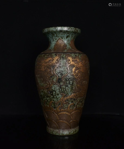 Qing Dynasty Qianlong bronze color carved double dragon