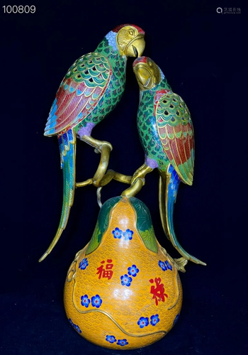 There is one piece of filigree cloisonne, 62 cm high