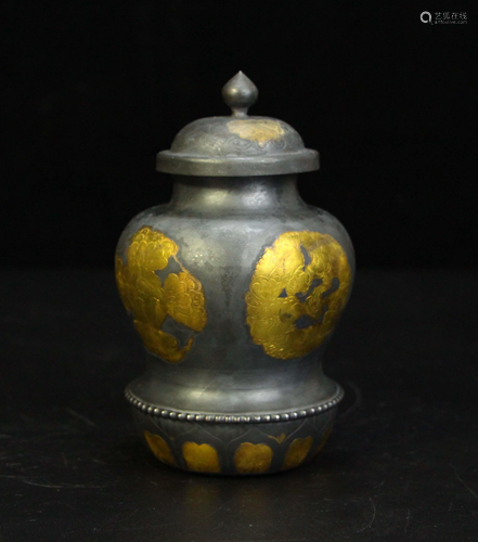 A collection of gilded gilt pots of sterling silver