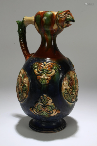 A Chinese Ancient-framing Pottery Vase