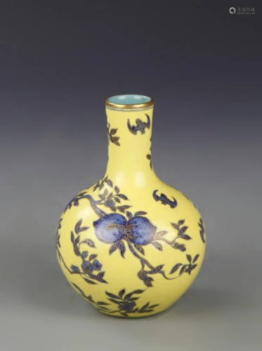 Chinese Famille Rose Vase