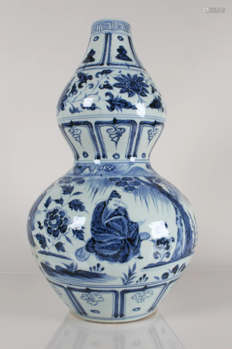 A Chinese Story-telling Calabash-fortune Blue and White