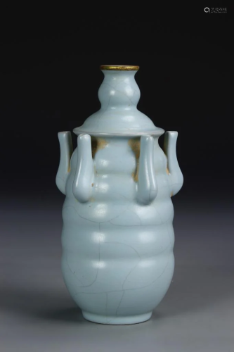 Chinese Antique Ruyao Vase