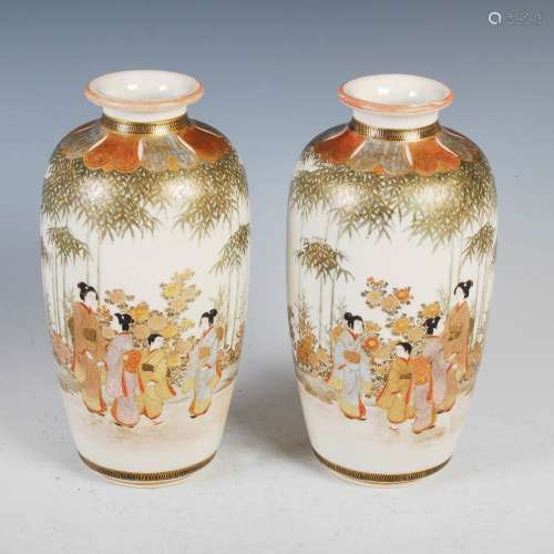 A pair of Japanese Satsuma pottery vases, Meiji Period, deco...