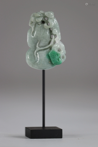 China carved jade fruit