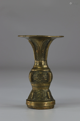 China archaic bronze vase