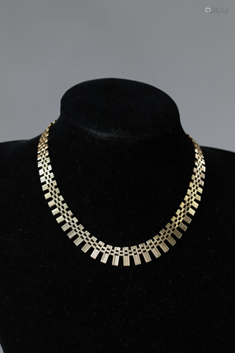 750 hallmarked gold necklace (24.6 grams)