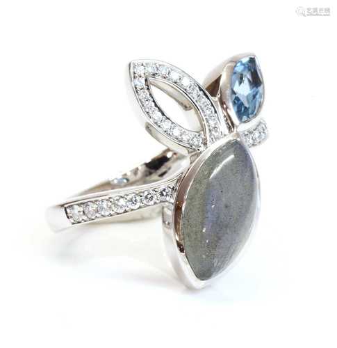 An 18ct white gold labradorite, aquamarine and diamond set r...