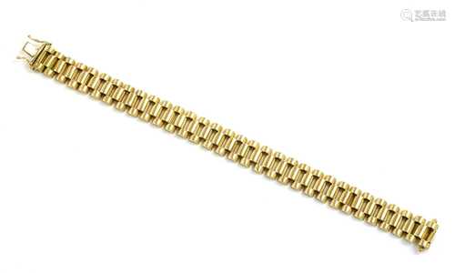 A gentlemen's 18ct gold 'President' style bracelet,