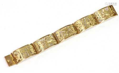 An Egyptian gold panel bracelet,