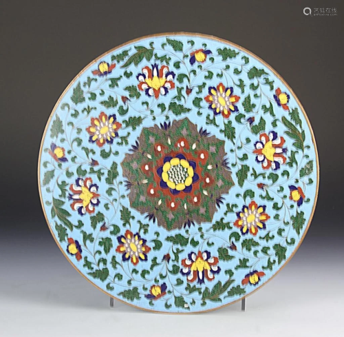 19th C., cloisonne round box with inlays