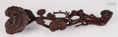 An exceptional carved Huangyangmu Boxwood 