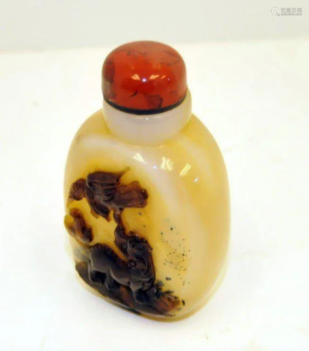 Republic Carving Agate Snuff Bottle