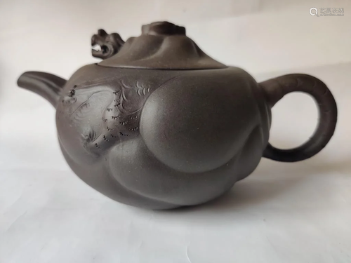 Chinese Zisha Teapot