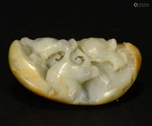 A fine WHITE JADE CARVED THREE BIRDS