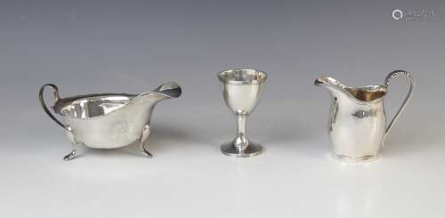 A silver sauce boat by Emile Viner, Sheffield 1957, of typic...