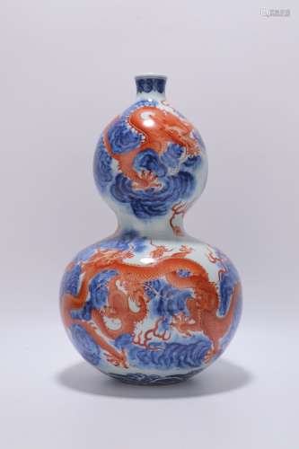 chinese blue and white red-glazed porcelain vase