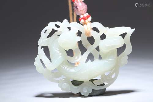 A CHINESE WHITE JADE DECORATION