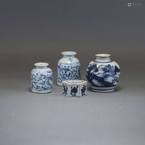 A GROUP OF FOUR, CHINESE BLUE AND WHITE JARS