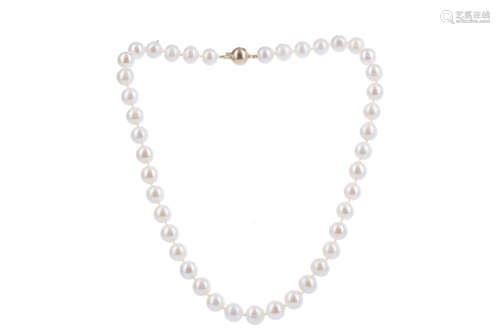 A PEARL NECKLACE