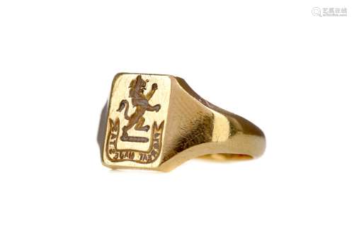 A 'BROWN' FAMILY CREST RING