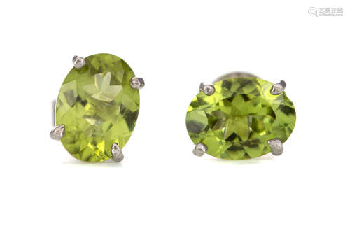 A PAIR OF PERIDOT EARRINGS