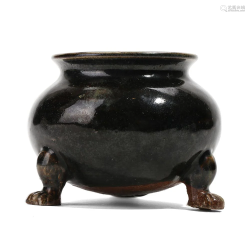 A BLACK-GLAZED TRIPOD CENSER