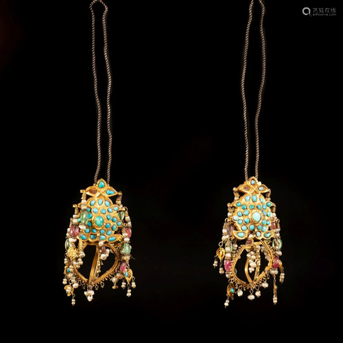 A pair of 21K Gold temple pendants - Uzbekistan /