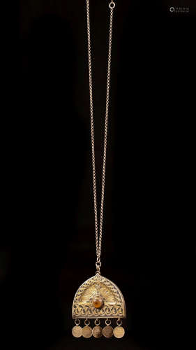 A lancet shaped gilt silver and agate pendant - Ottoman