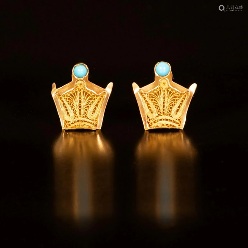 A pair of 22K gold cufflinks with turquoise - Persia