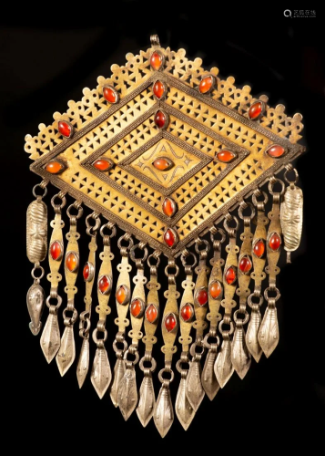 A lot of four gilt silver pendants - Turkestan -